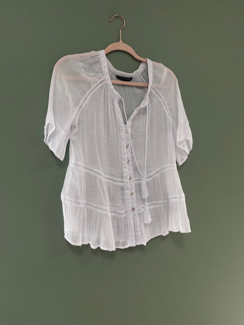 Peasant  Summery Beach Style White Flowy Top Zac and Rachel Size Small